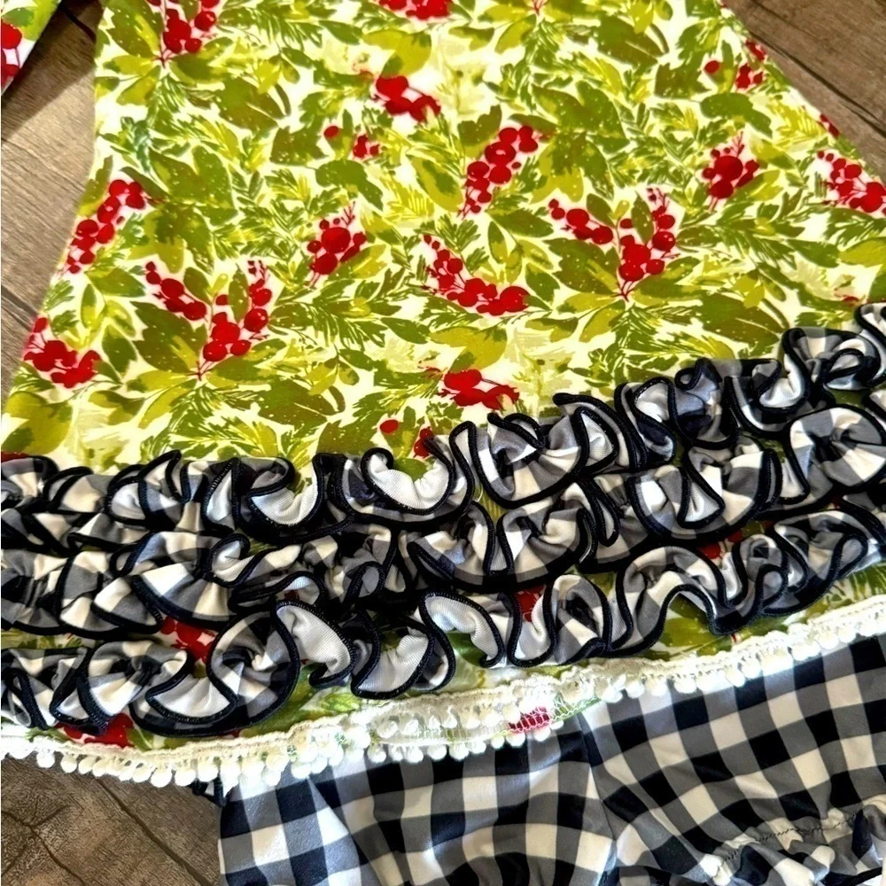 NWT Infant Sweet Honey Berry 2 piece Christmas Dress‎